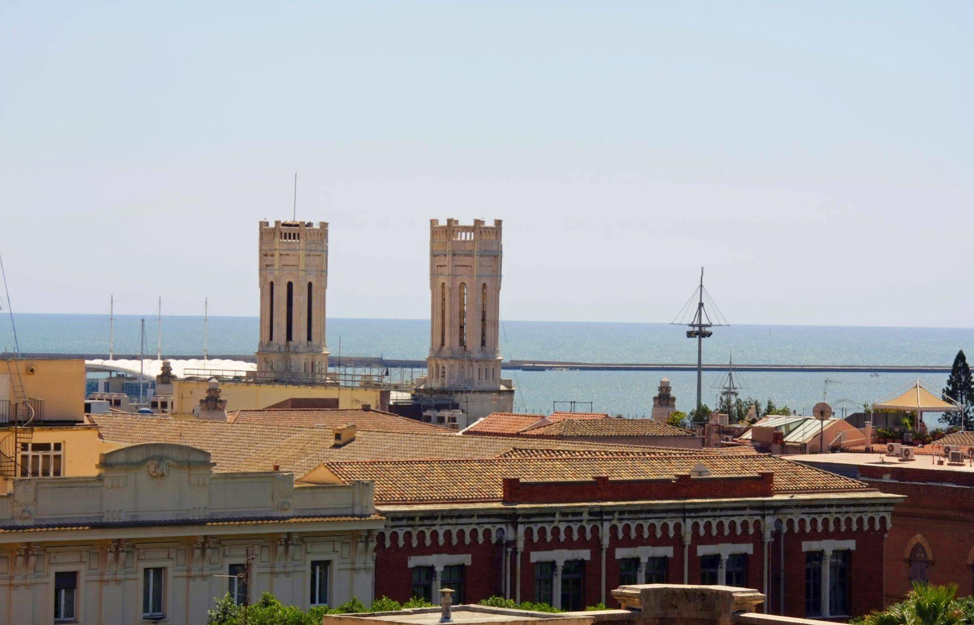 Brezza Marina Luxury Rooms Cagliari Ngoại thất bức ảnh